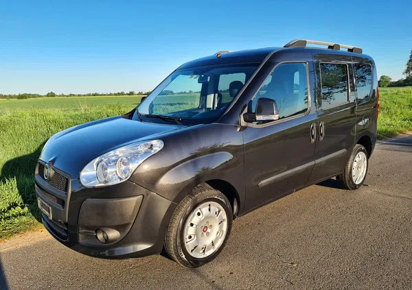 fiat dolnośląskie Fiat Doblo cena 25900 przebieg: 88500, rok produkcji 2010 z Legnica